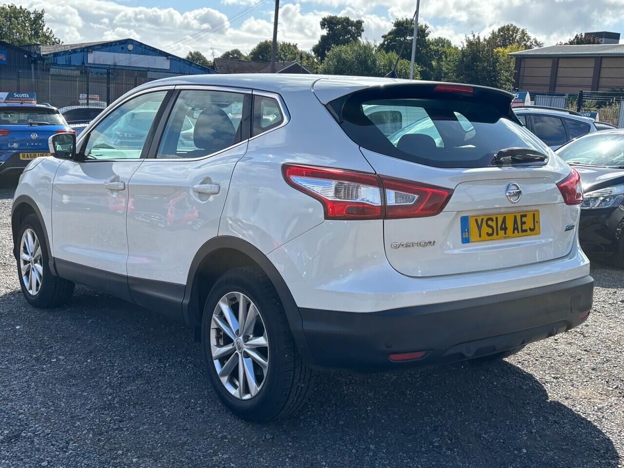 Nissan Qashqai view 5
