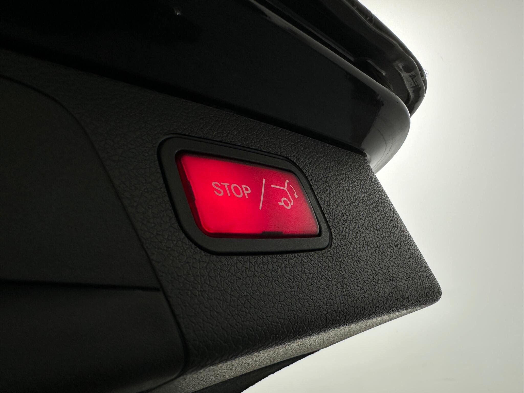 Mercedes-Benz E-Class view 49