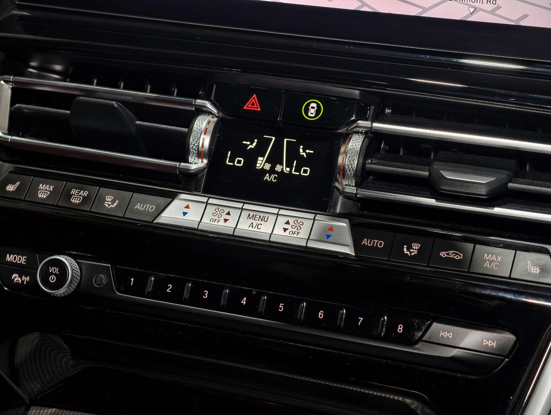 BMW 8 Series view 42