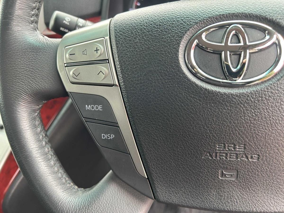 Toyota Vellfire view 15