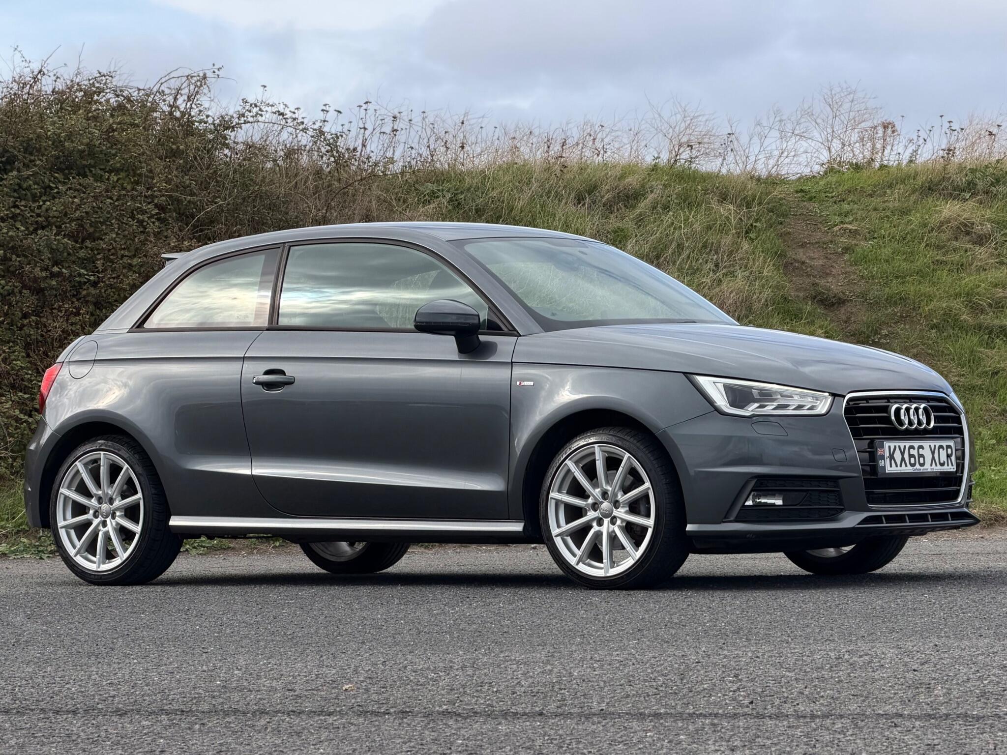 Audi A1 view 5