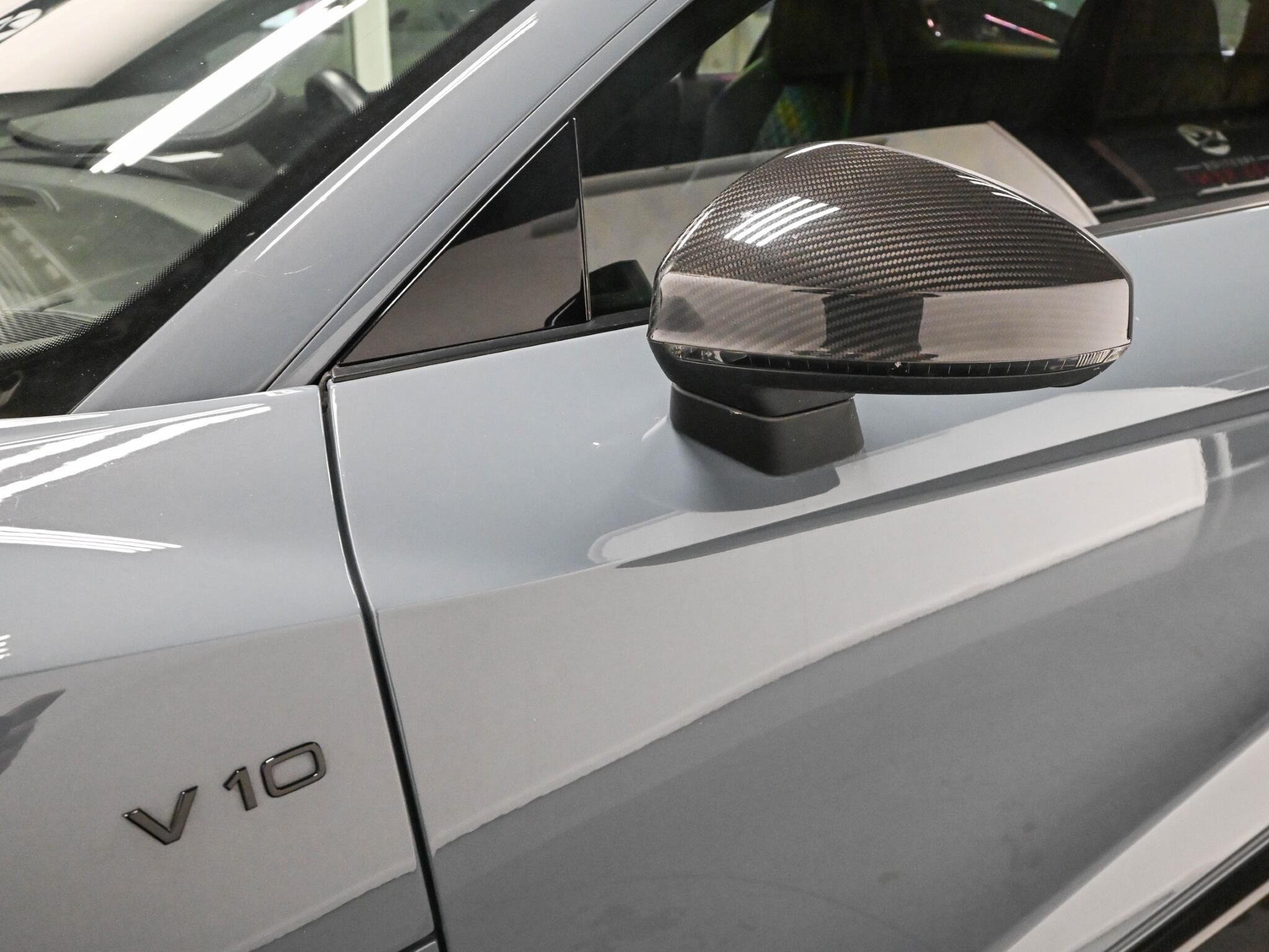 Audi R8 view 38