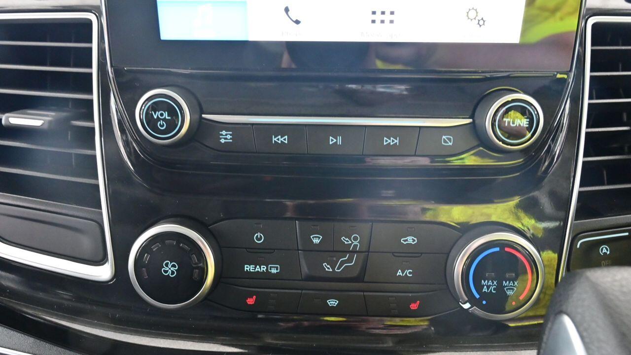 Ford Tourneo Custom view 27