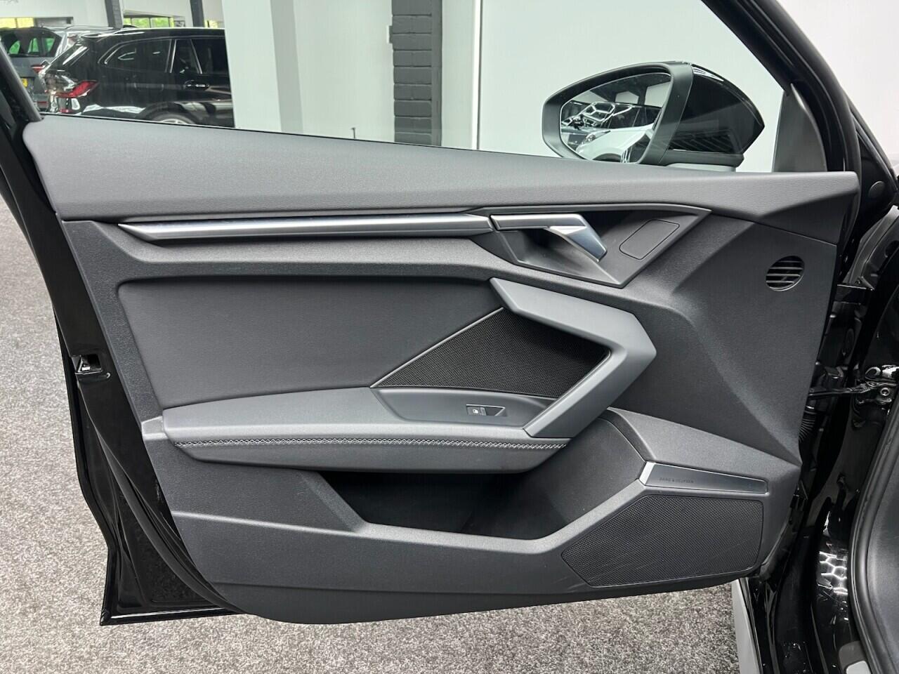 Audi A3 view 26