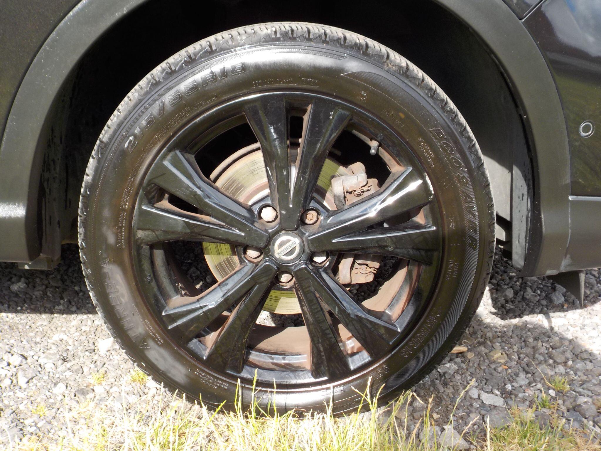 Nissan Qashqai 1.5 dCi N-Connecta Euro 6 (s/s) 5dr