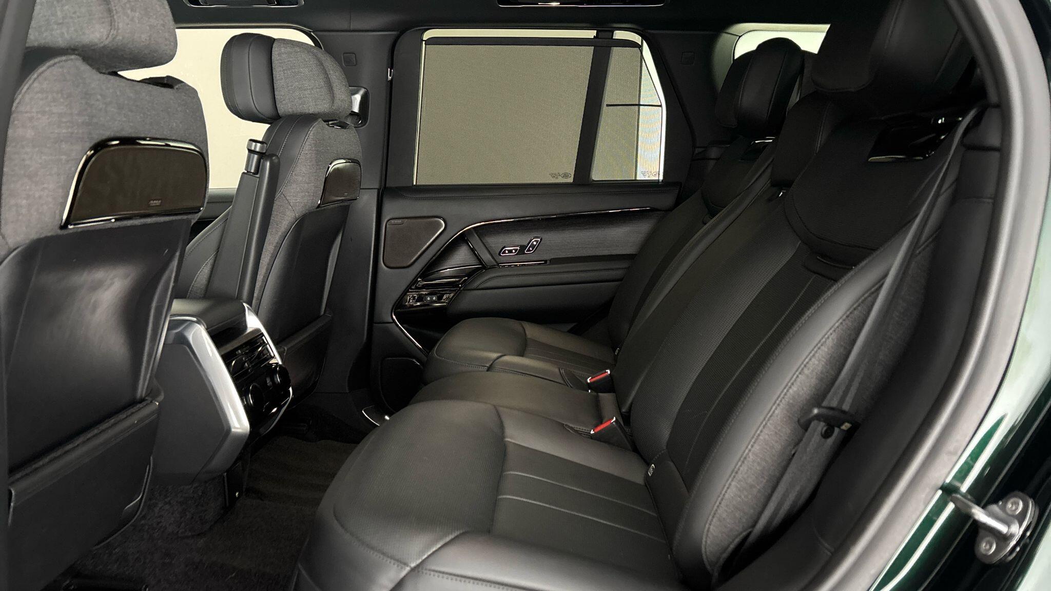 Land Rover Range Rover view 5