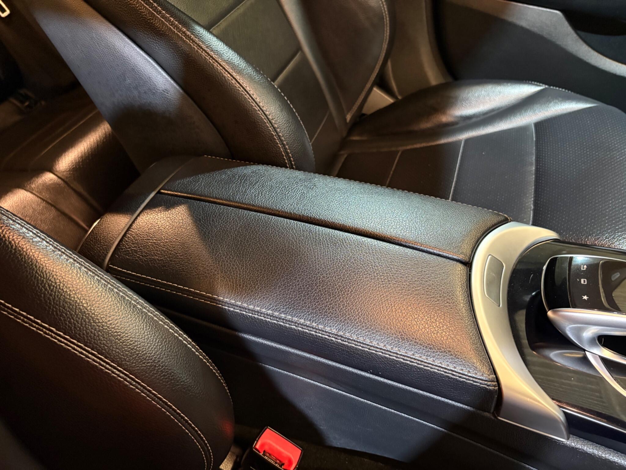 Mercedes-Benz C Class view 20
