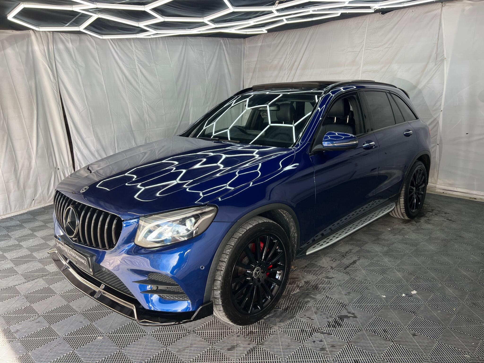 Mercedes-Benz GLC view 3