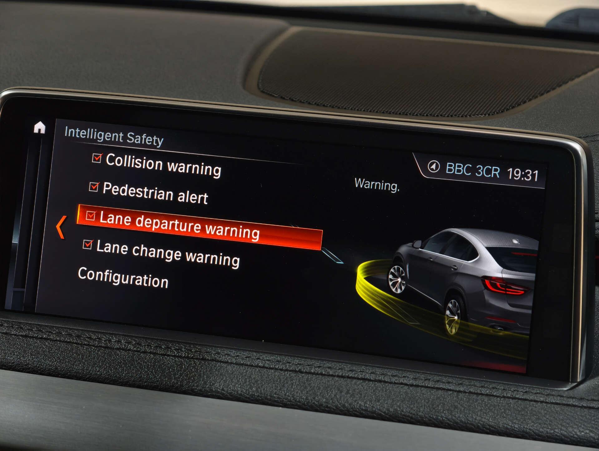 BMW X6 view 50