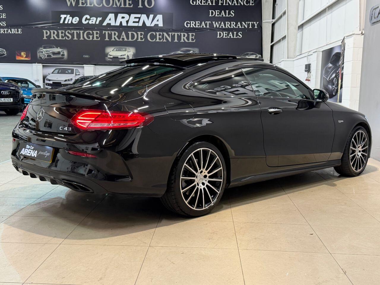 Mercedes-Benz C Class view 6