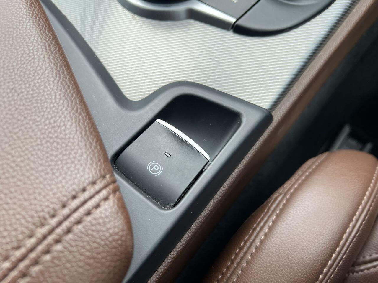Alfa Romeo Stelvio view 35