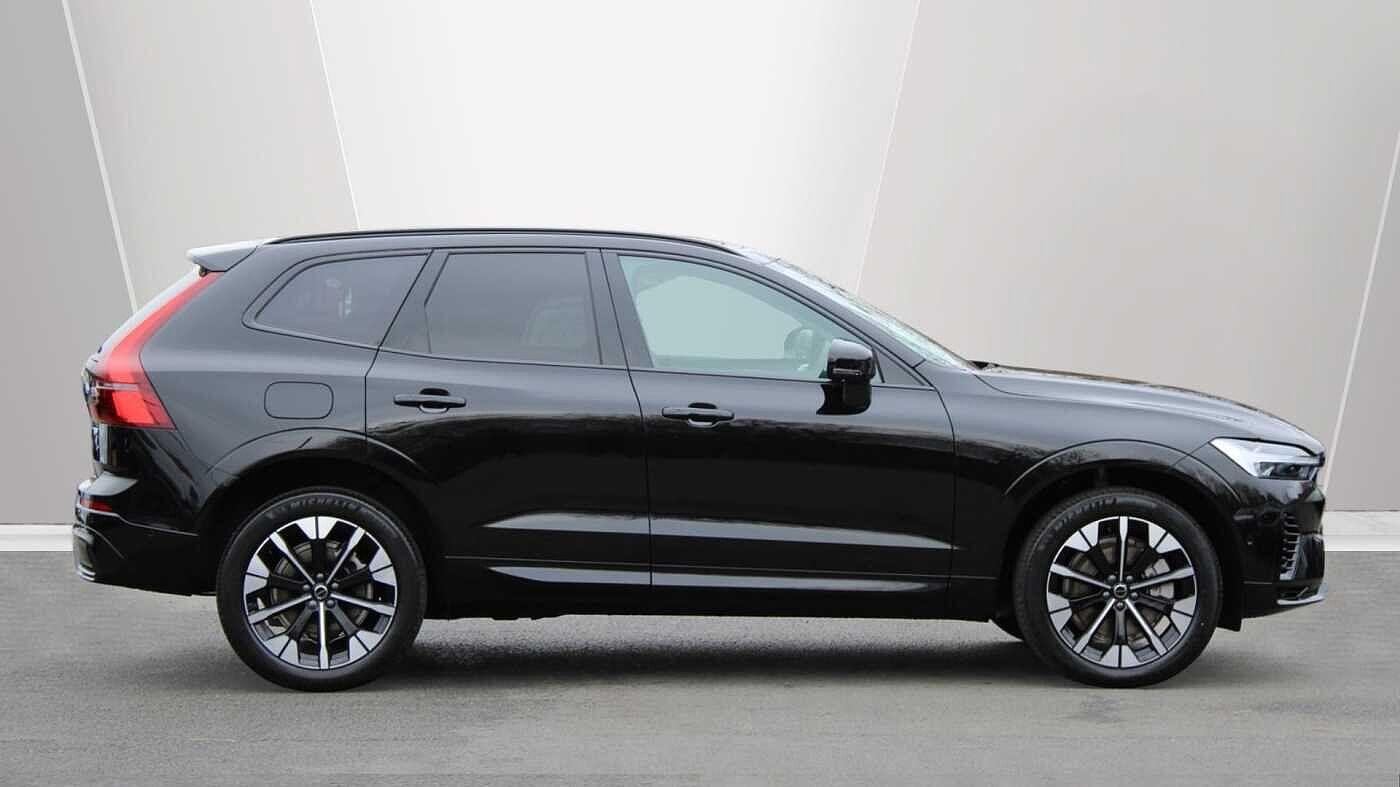 Volvo XC60 view 3