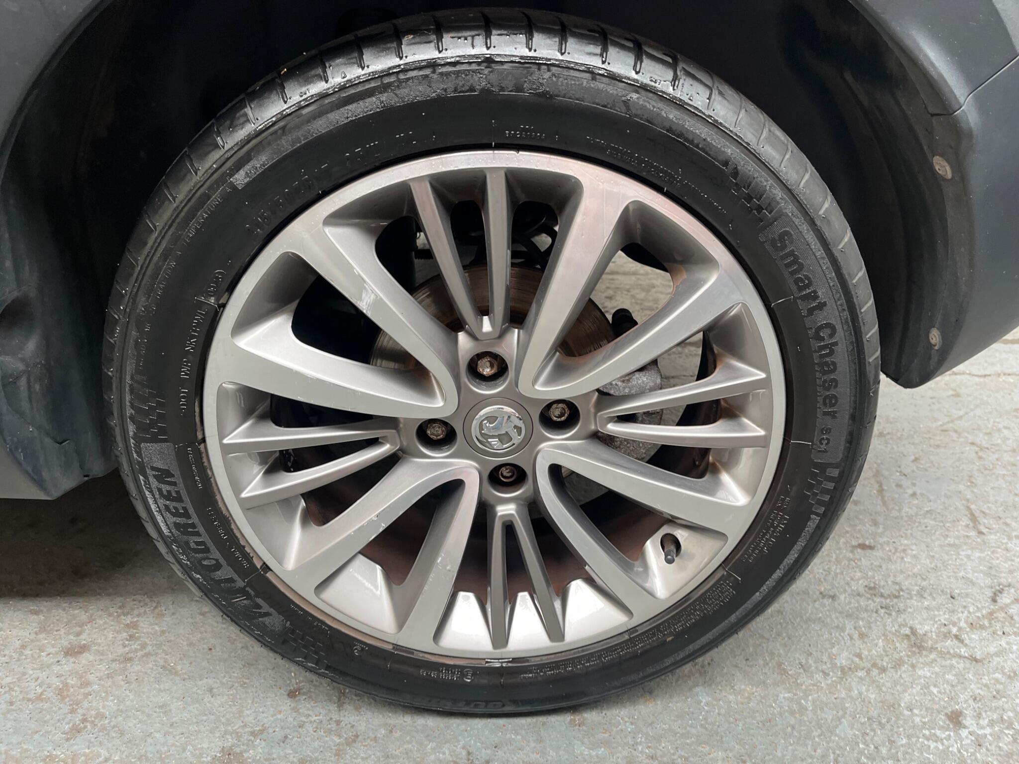 Vauxhall Crossland X view 41
