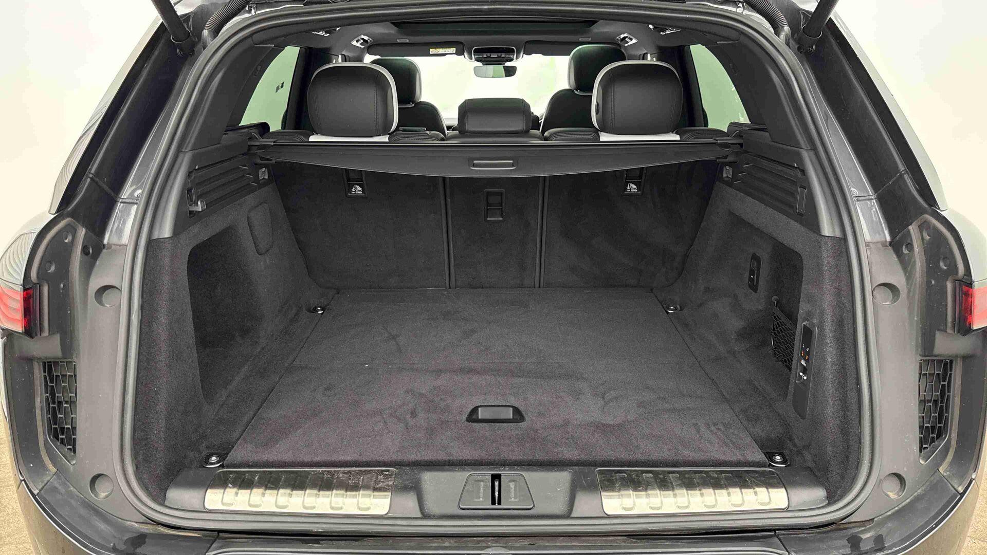 Land Rover Range Rover Sport view 10