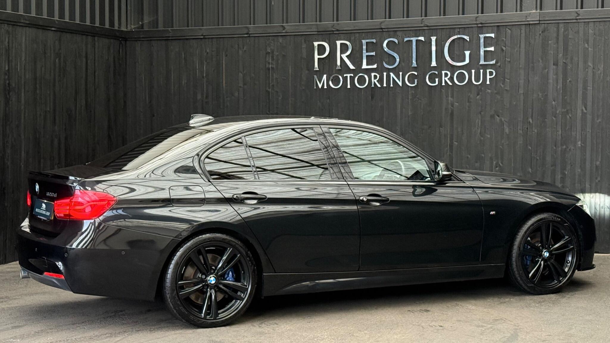 BMW 3 Series view 10