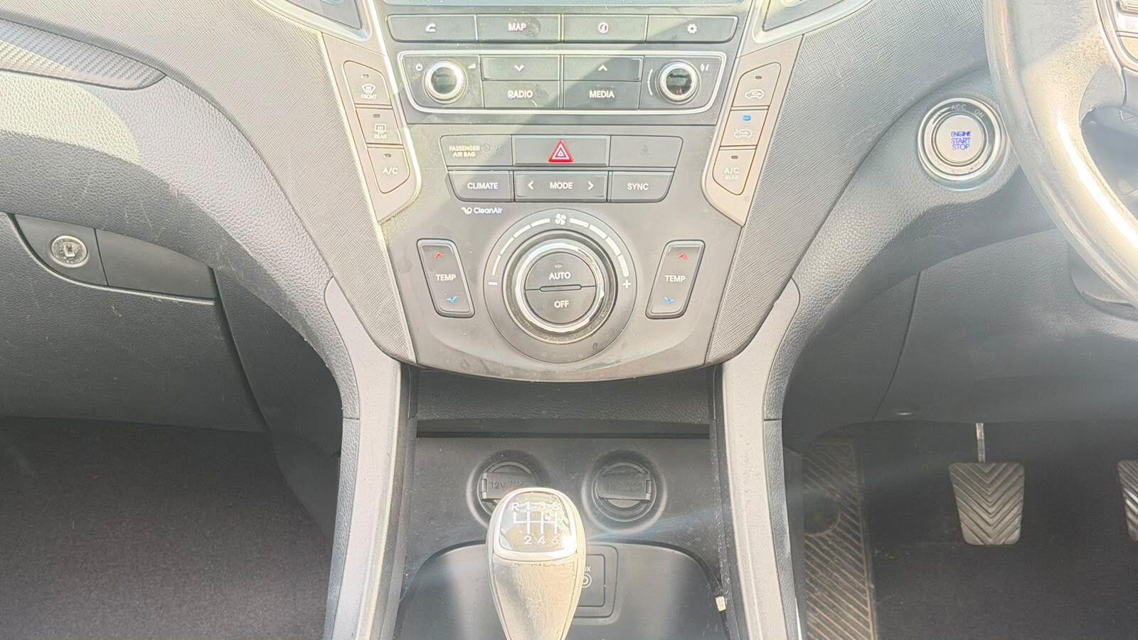 Hyundai Santa Fe view 23