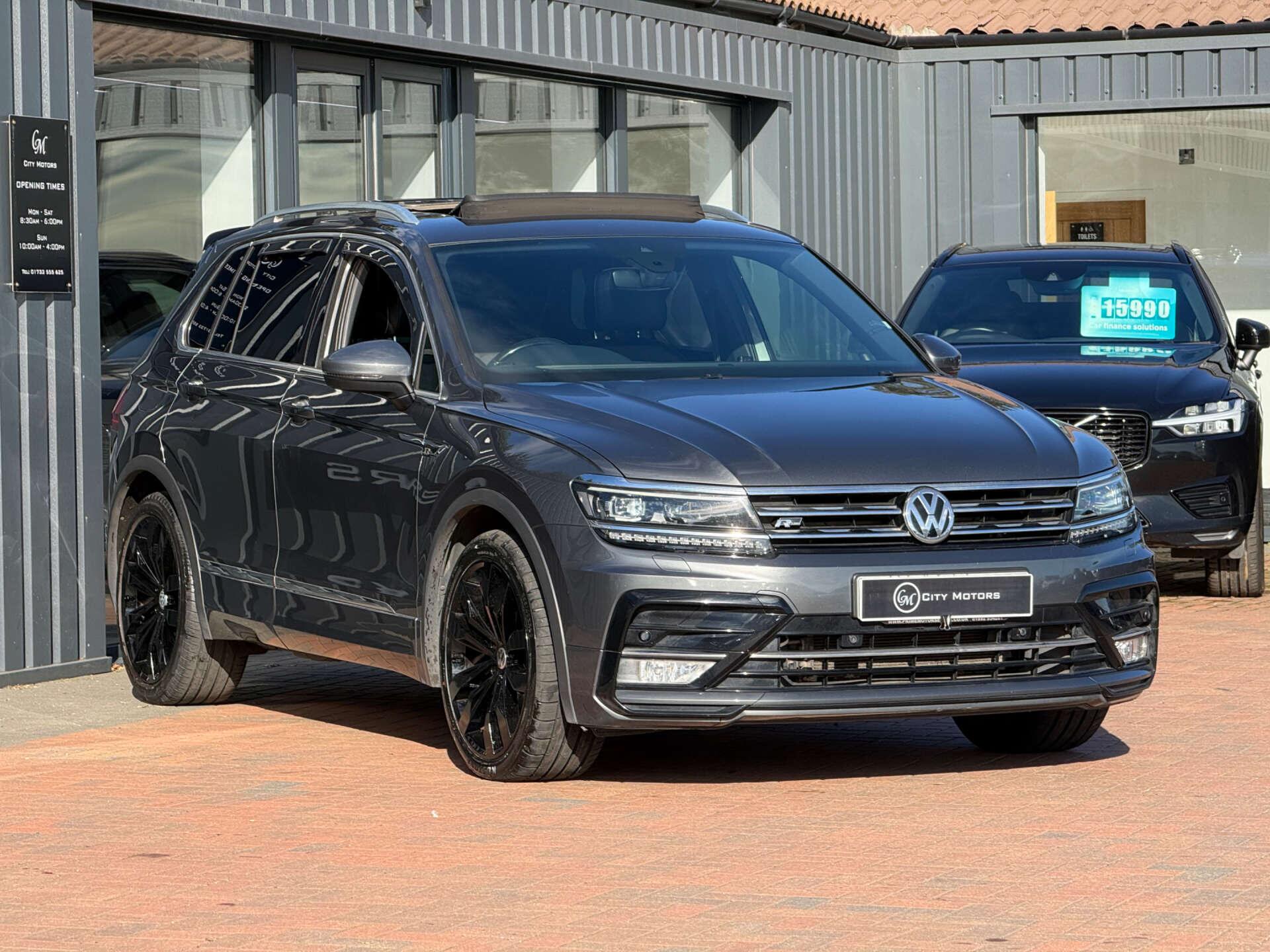 Volkswagen Tiguan view 14