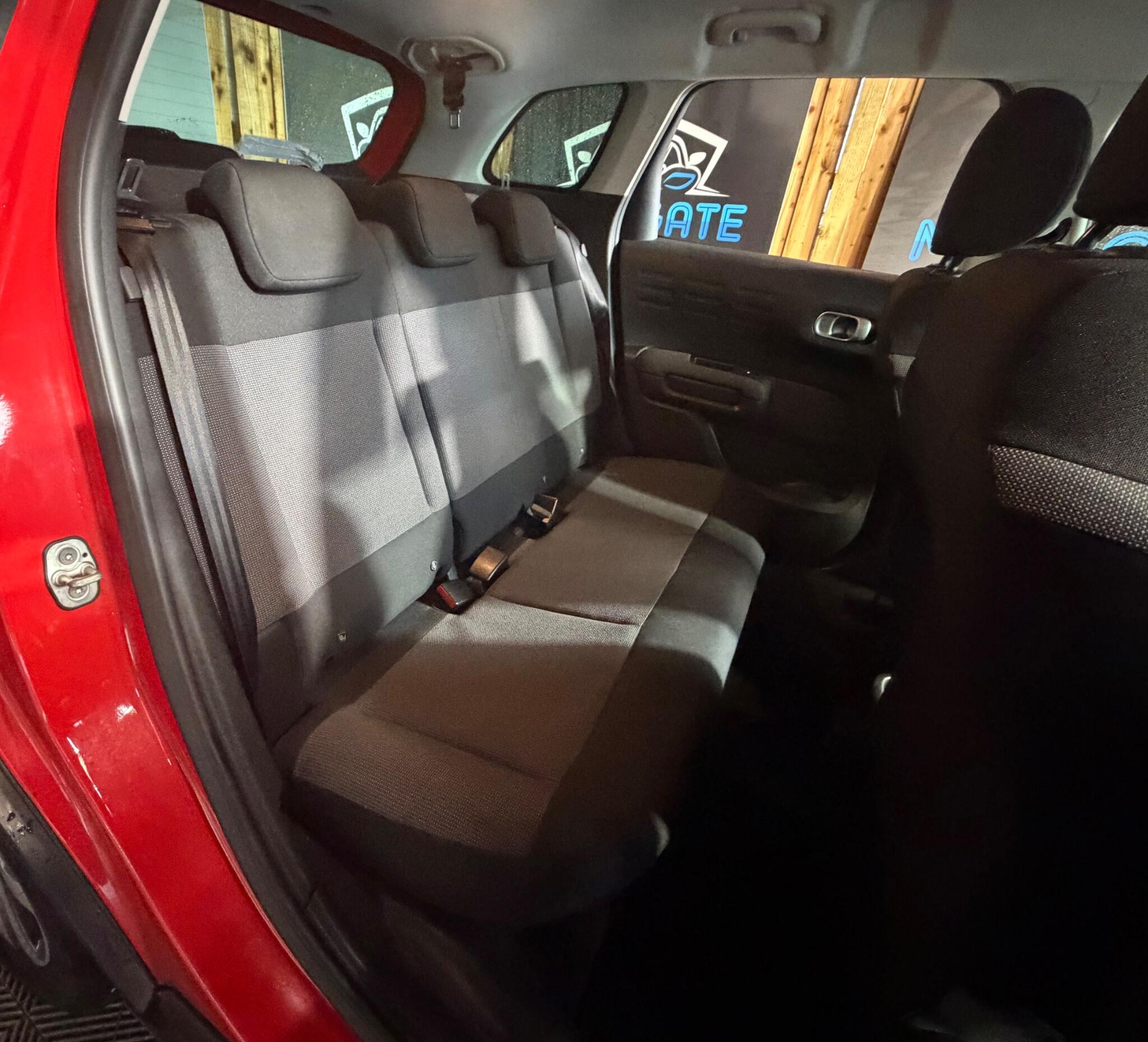 Citroen C3 Aircross view 19