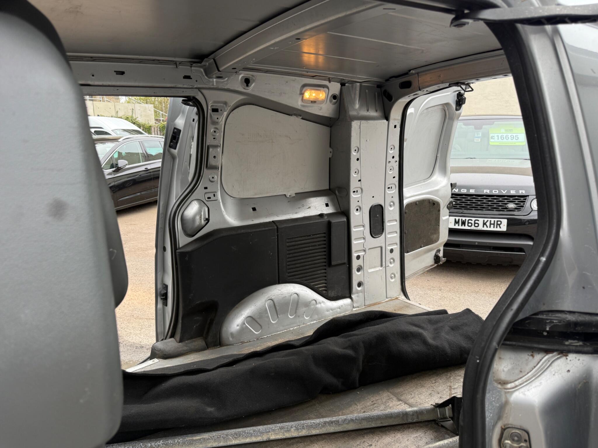 Citroen Berlingo - Image 30