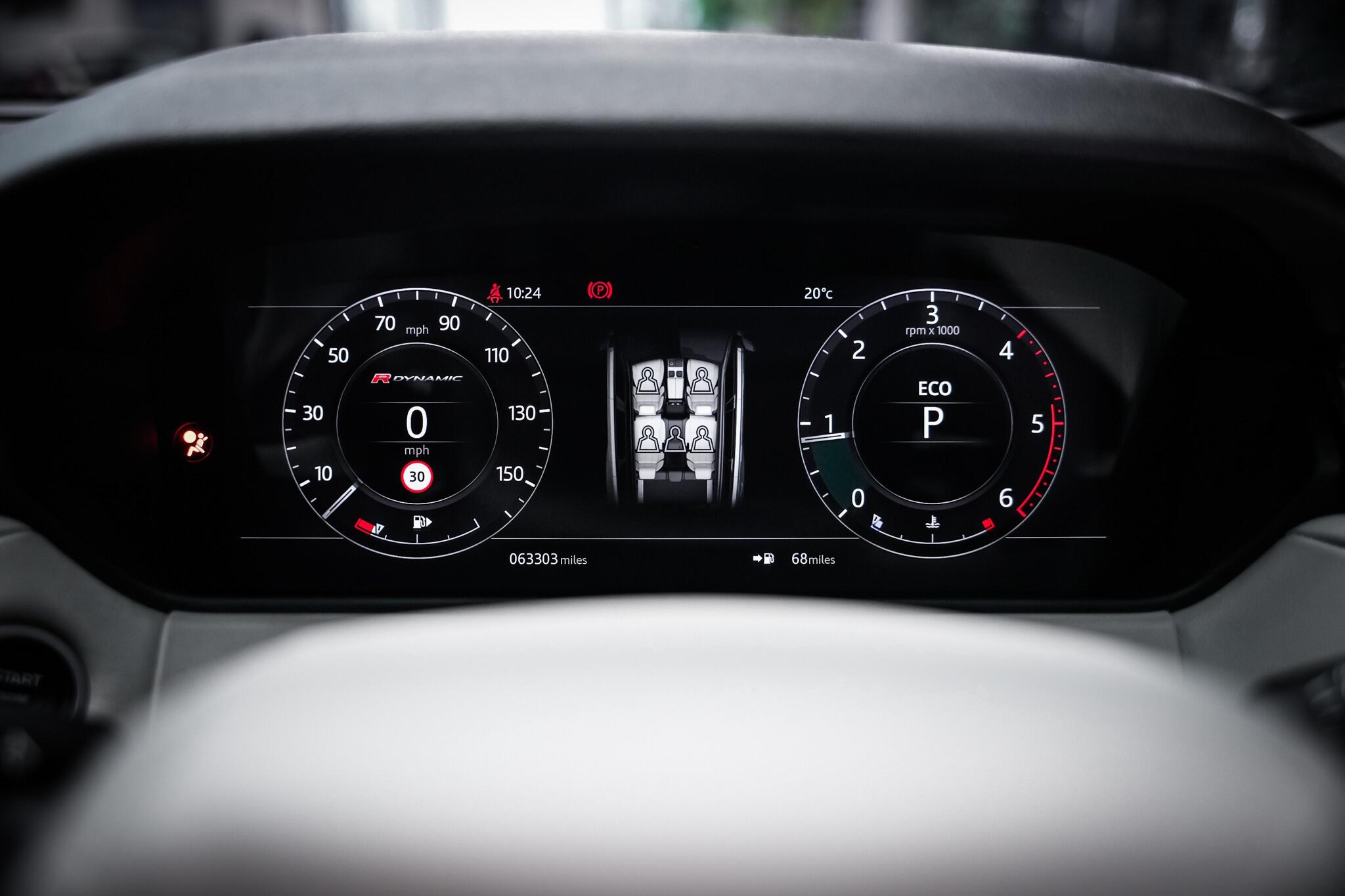 Land Rover Range Rover Velar view 20