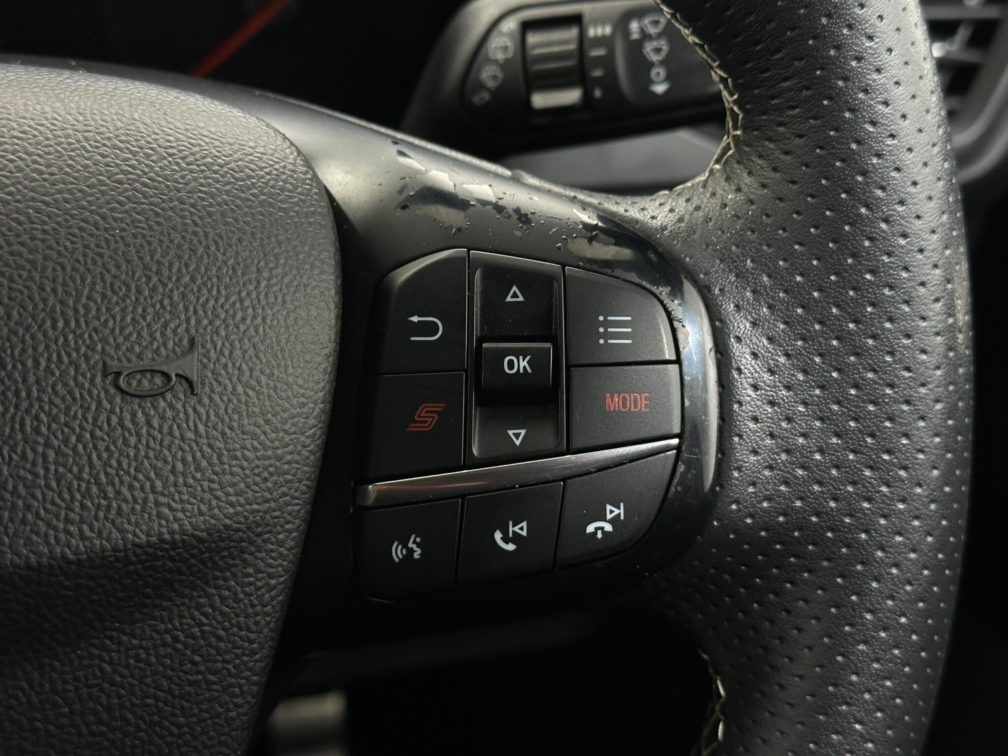 Ford Focus view 16