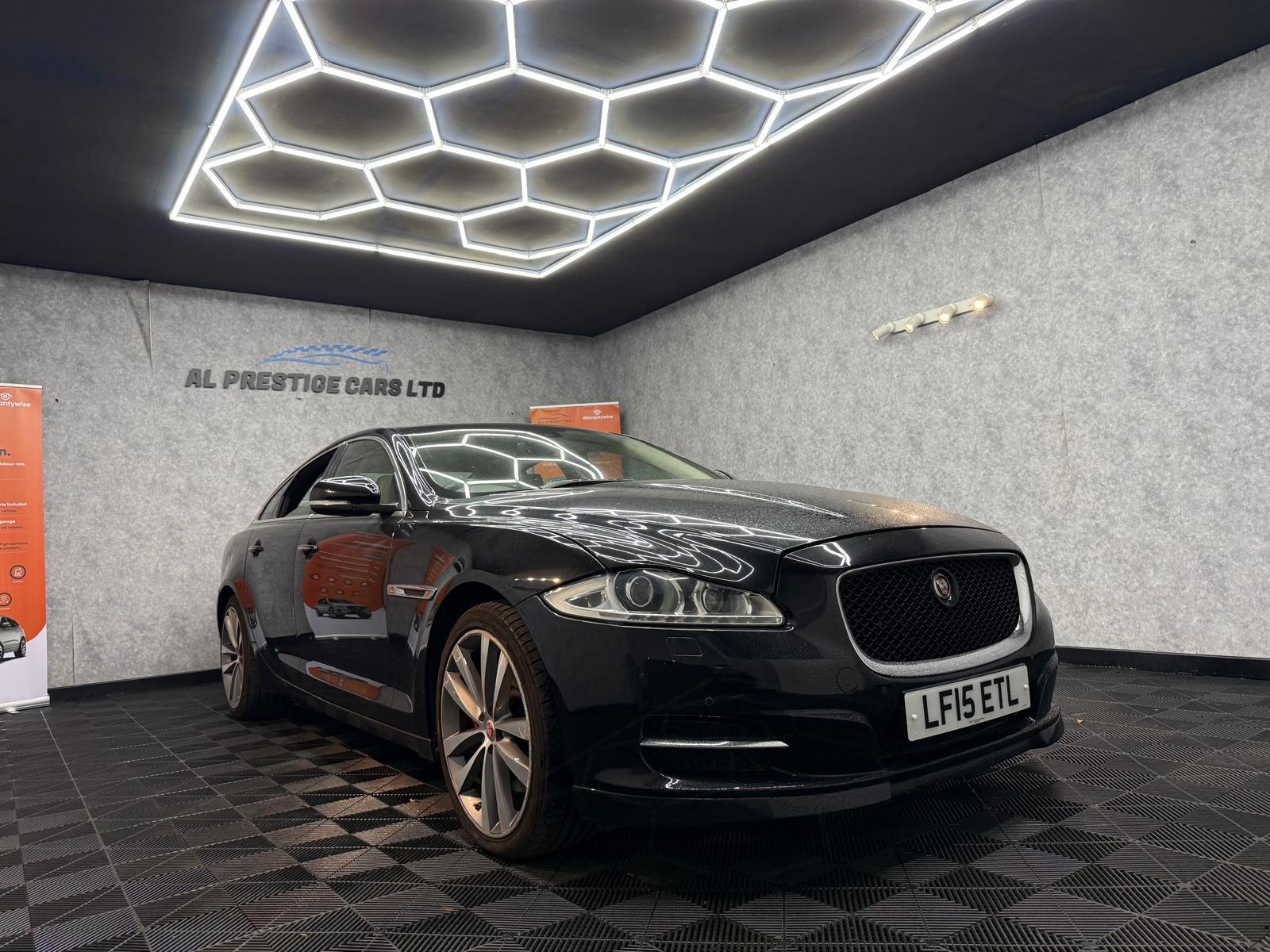 Jaguar XJ view 5