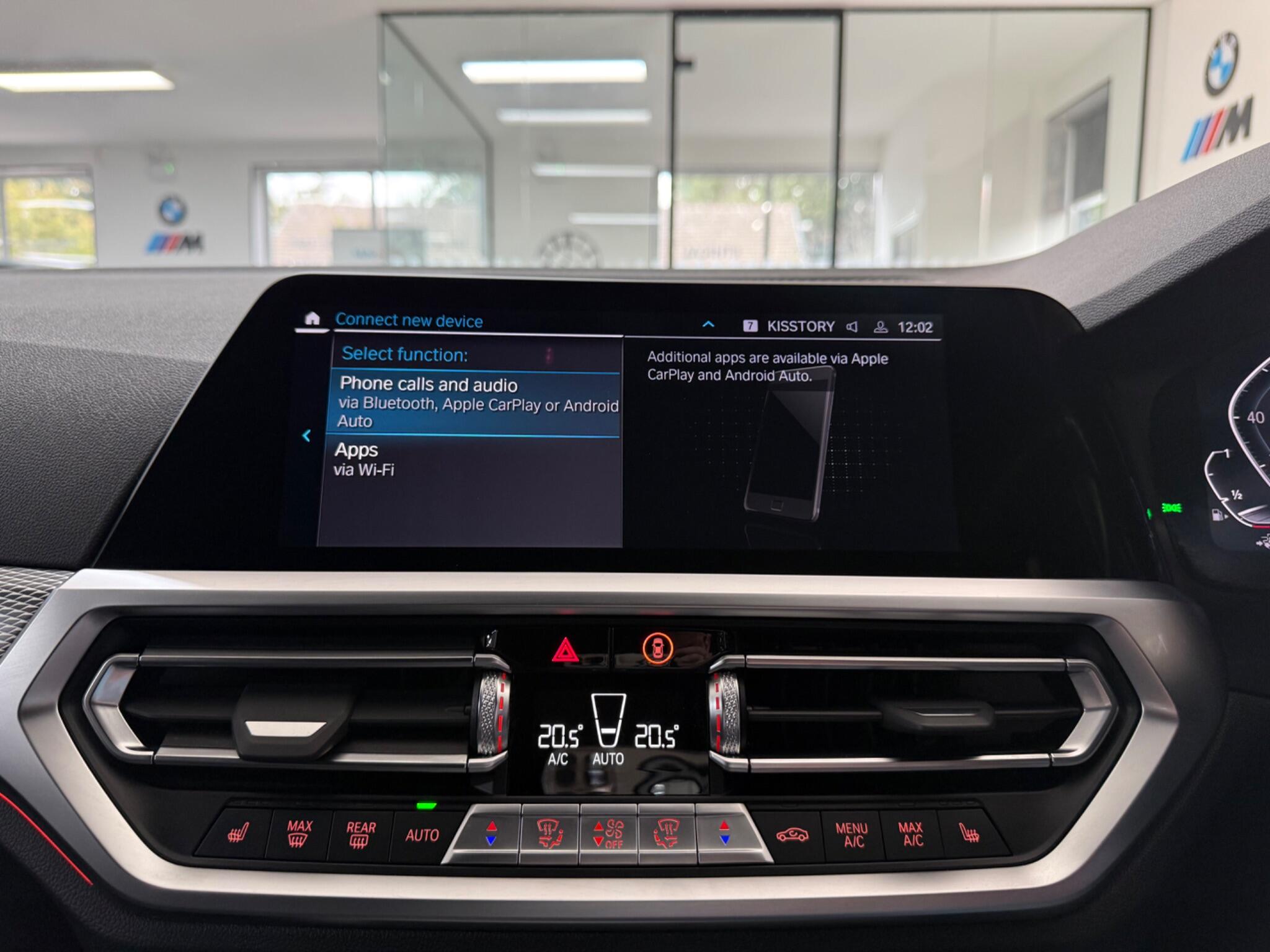 BMW 3 Series view 11