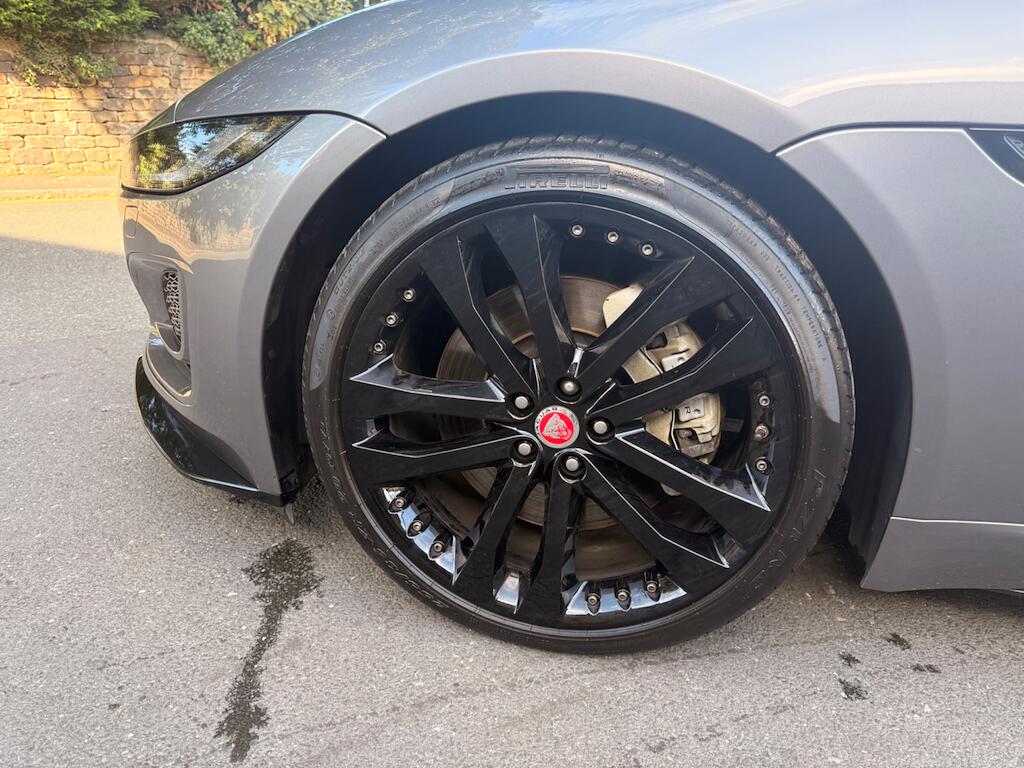 Jaguar F-Type view 27