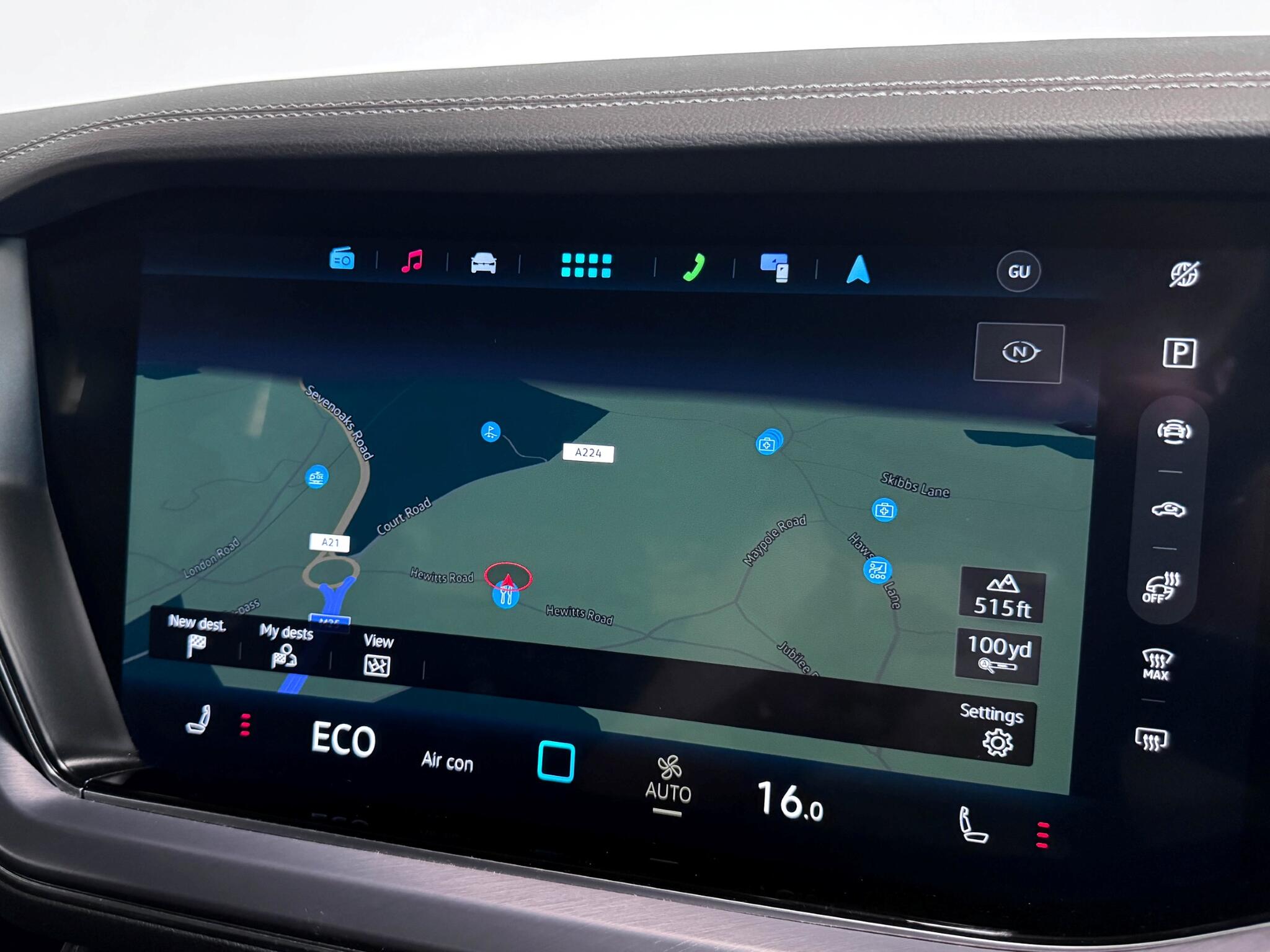 Volkswagen Touareg view 40