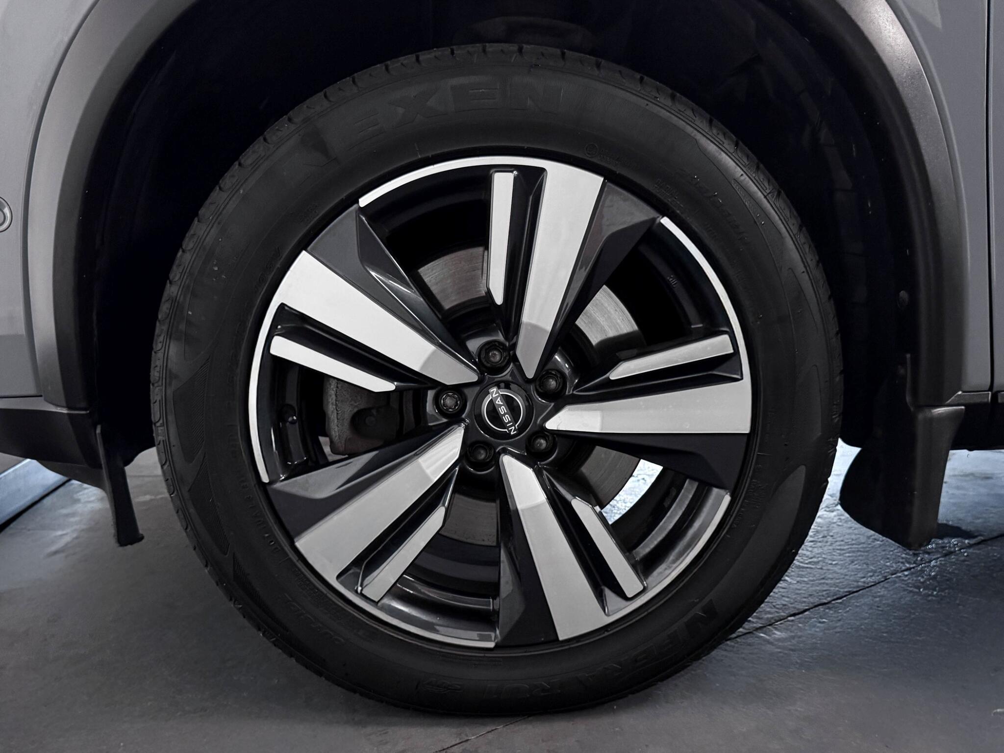 Nissan X-Trail view 58