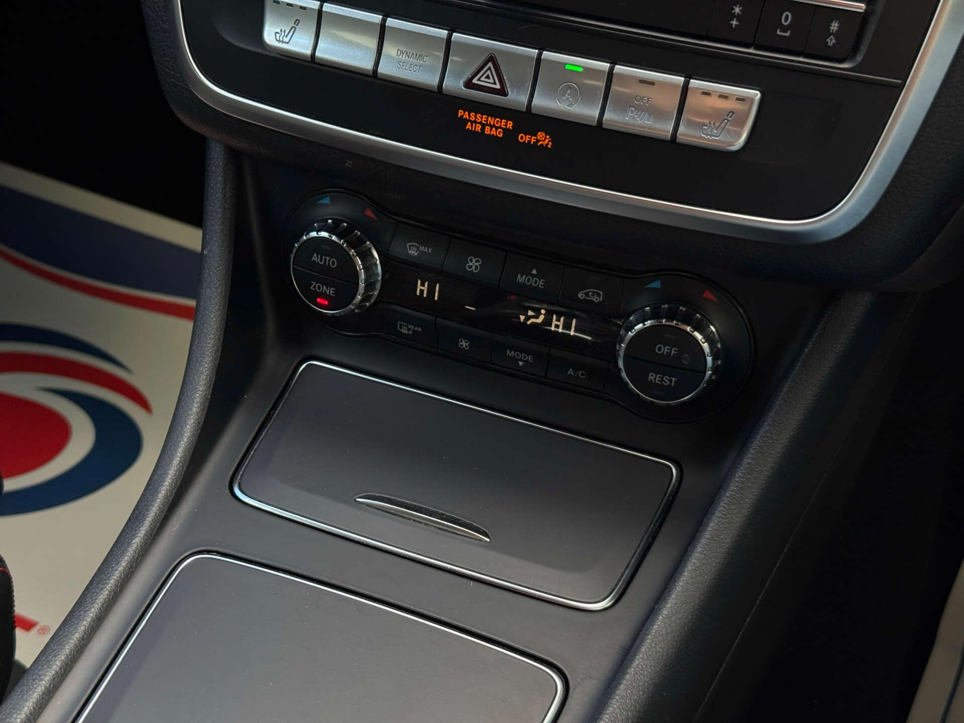 Mercedes-Benz Gla view 34