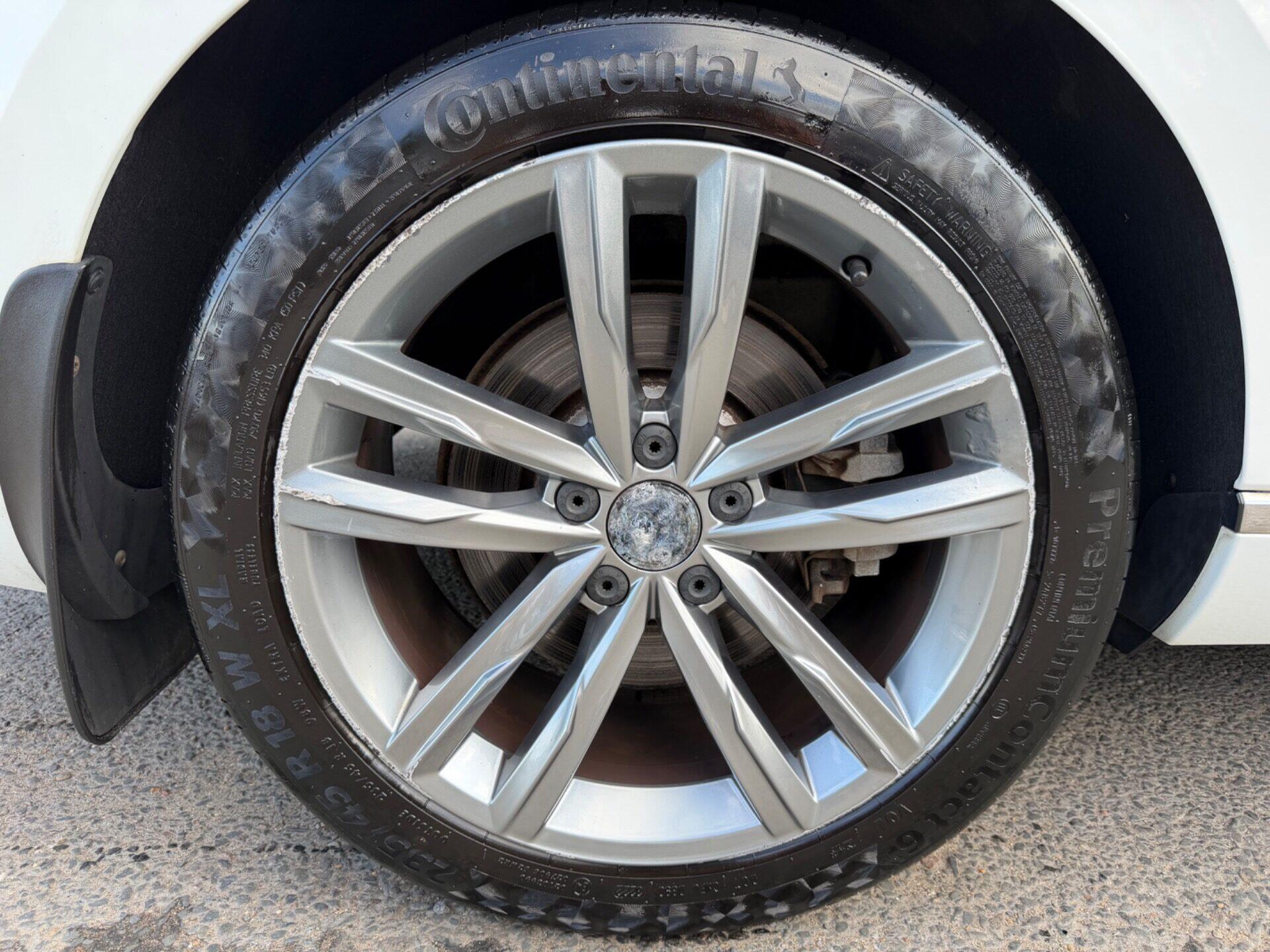 Volkswagen Passat view 53