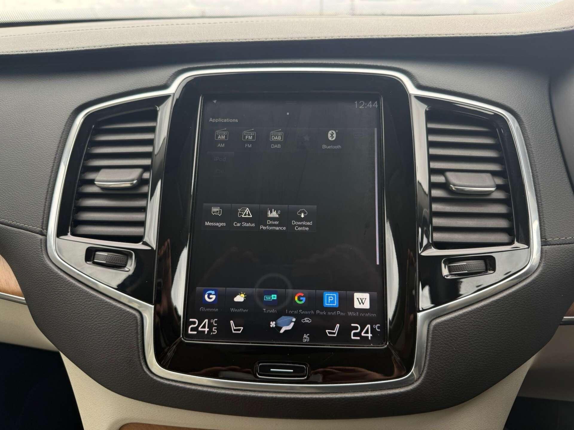 Volvo XC90 view 28