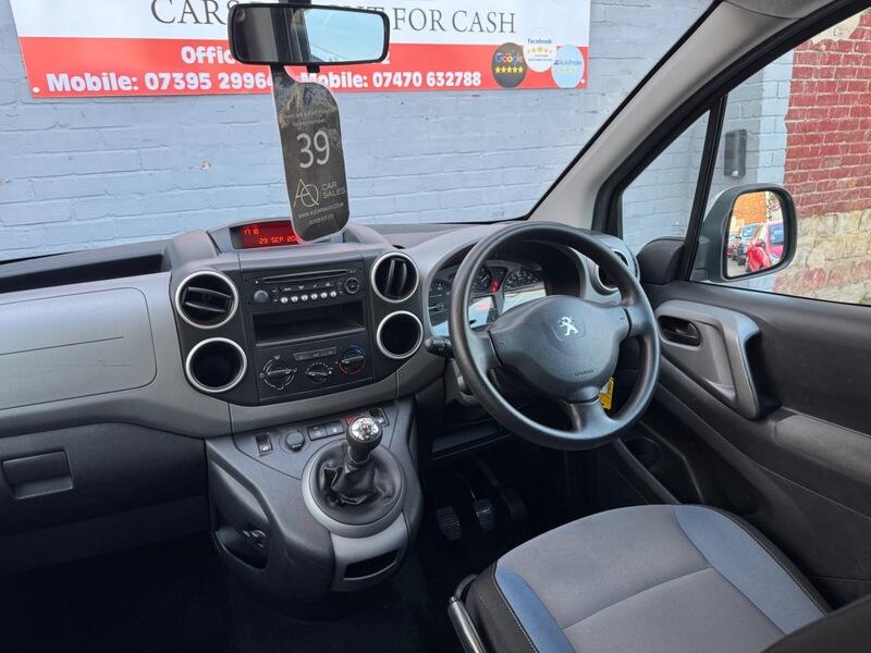 Peugeot Partner Tepee view 10
