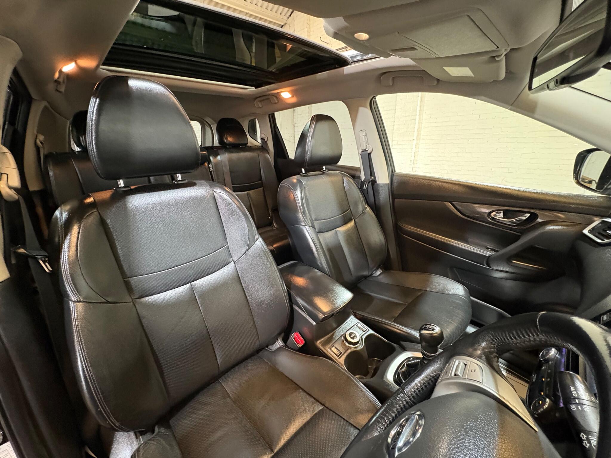 Nissan X-Trail view 9