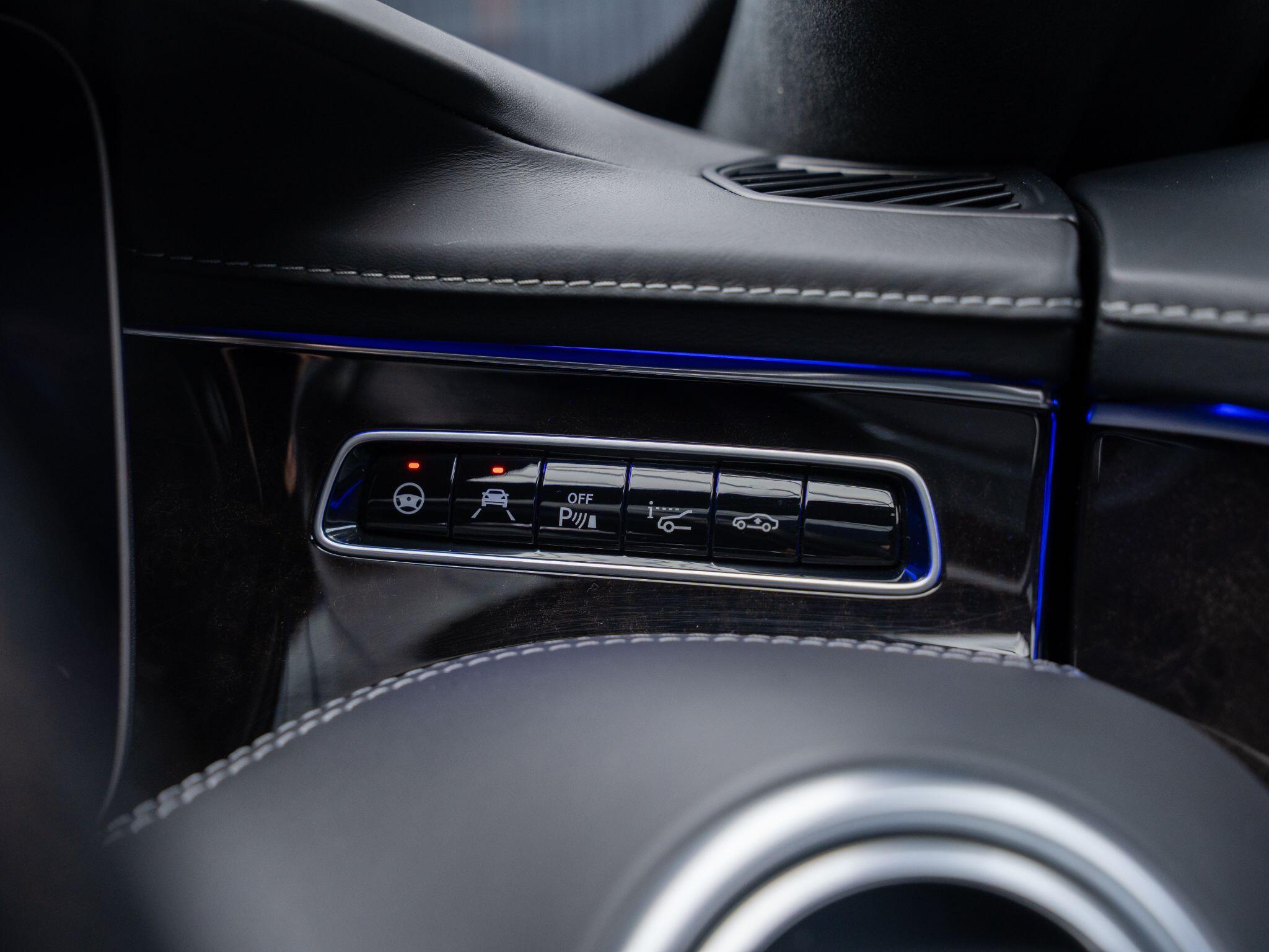 Mercedes-Benz S-Class view 20