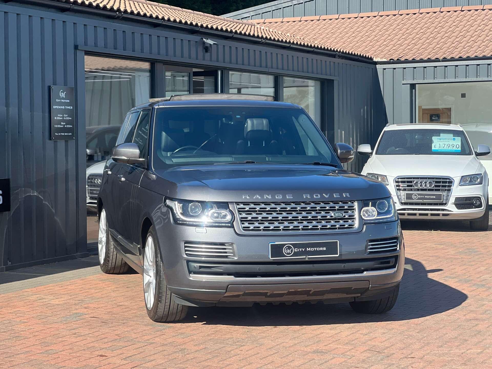 Land Rover Range Rover view 5