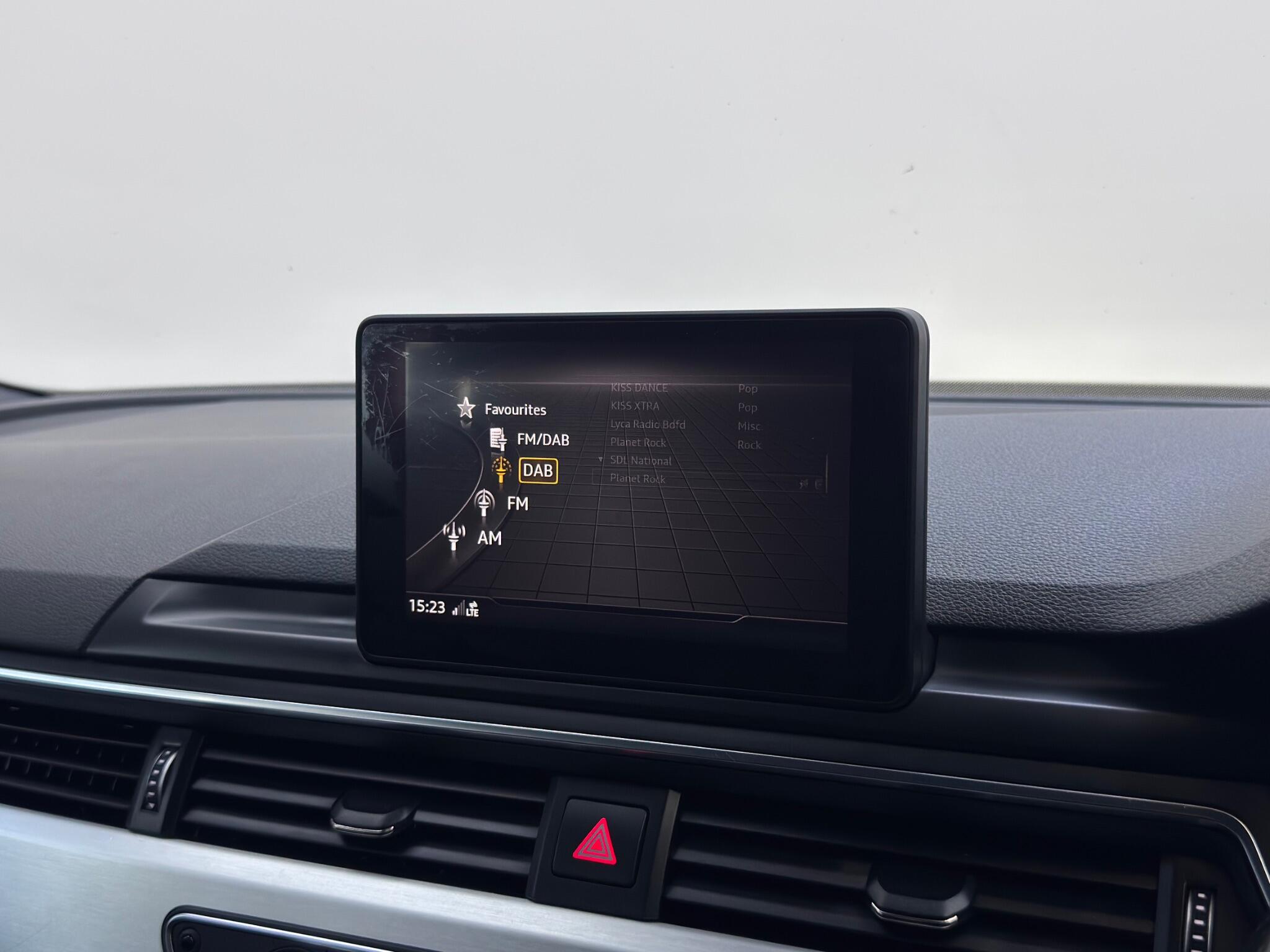 Audi A4 view 29