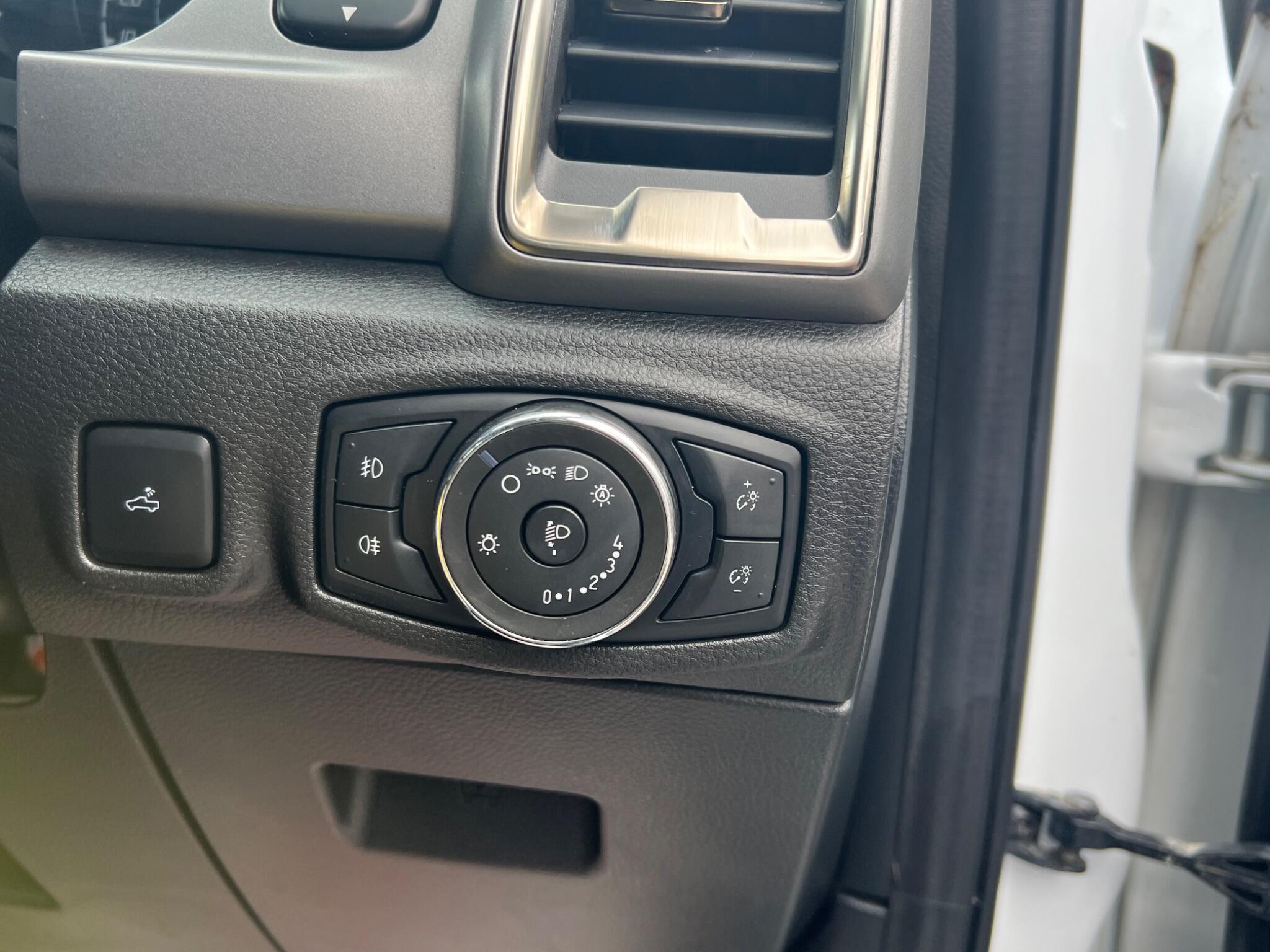 Ford Ranger view 45