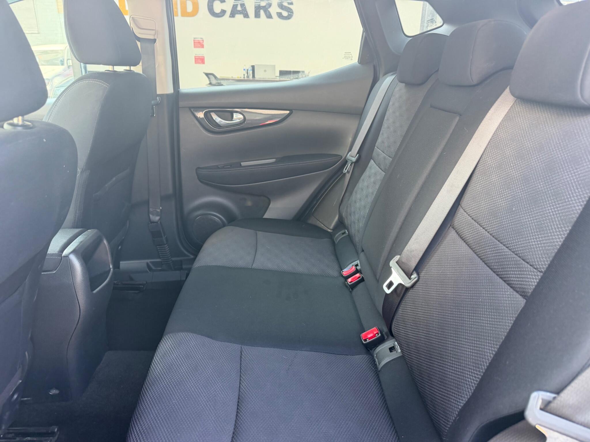 Nissan Qashqai view 25