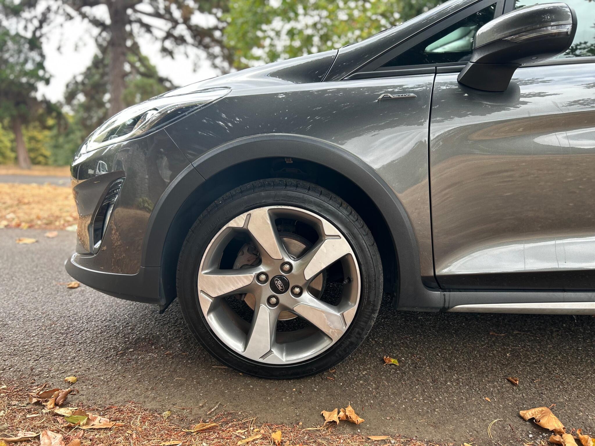 Ford Fiesta view 33