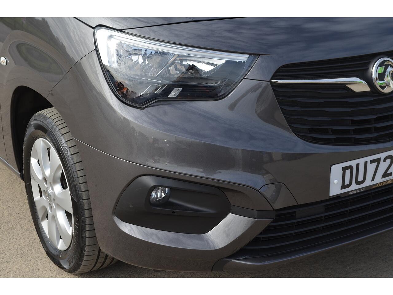 Vauxhall Combo Life view 37