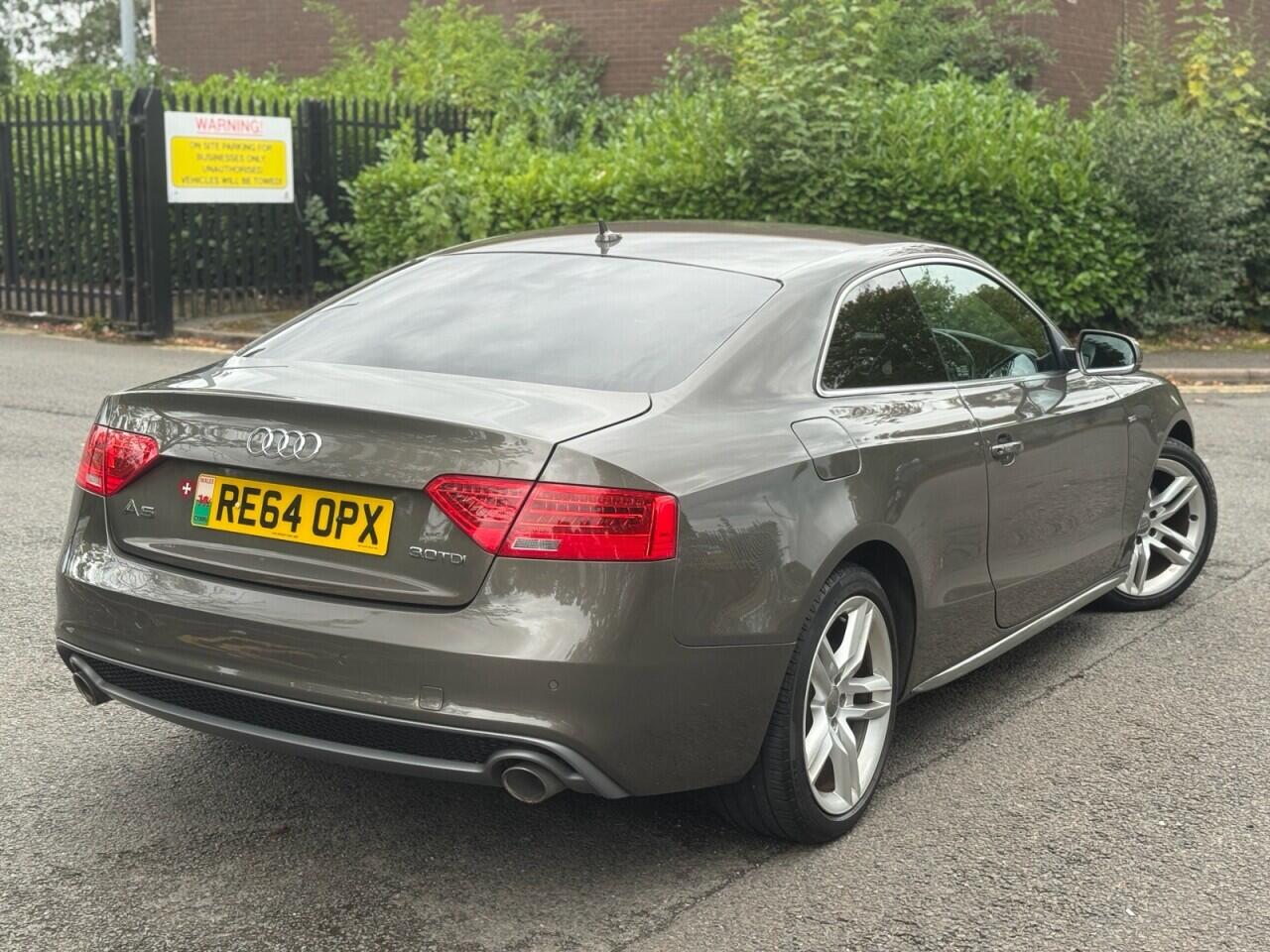 Audi A5 view 8
