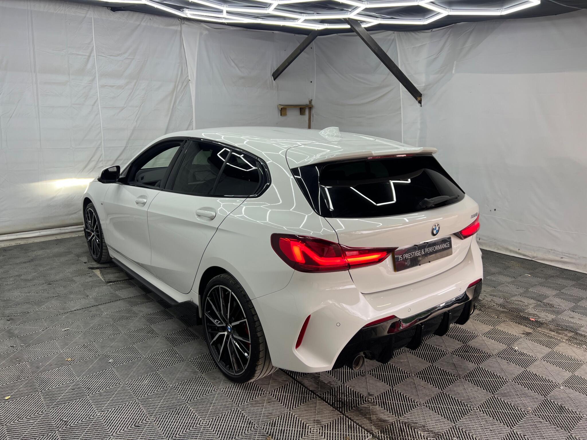 BMW 1 Series view 4