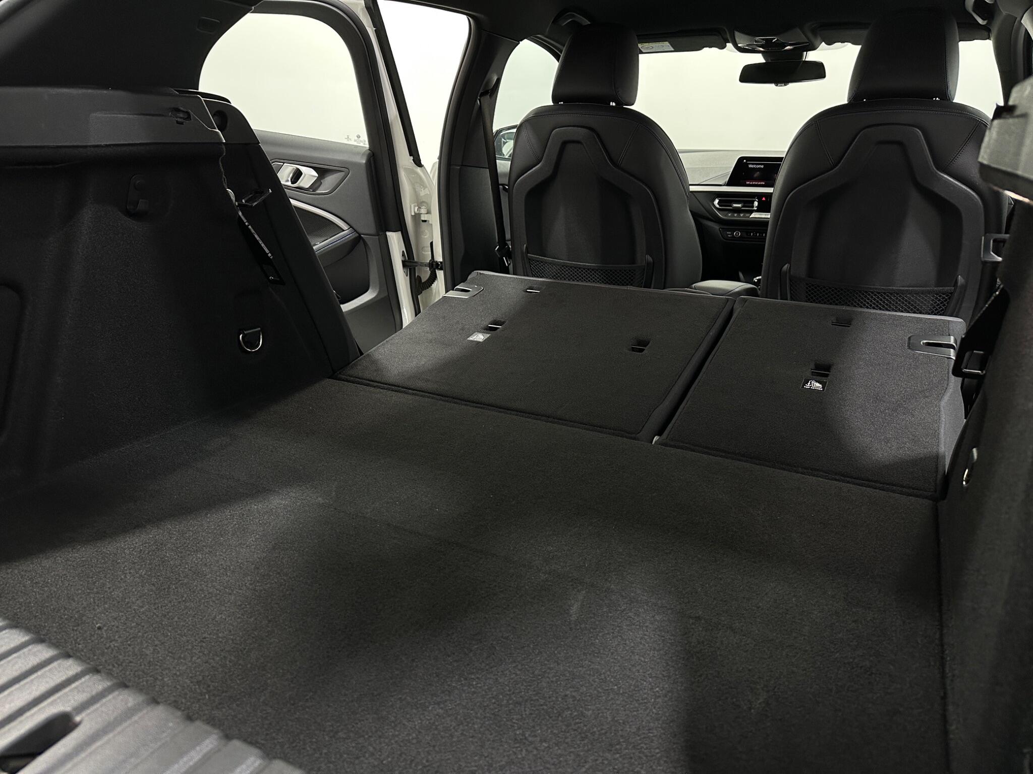 BMW 1 Series view 47