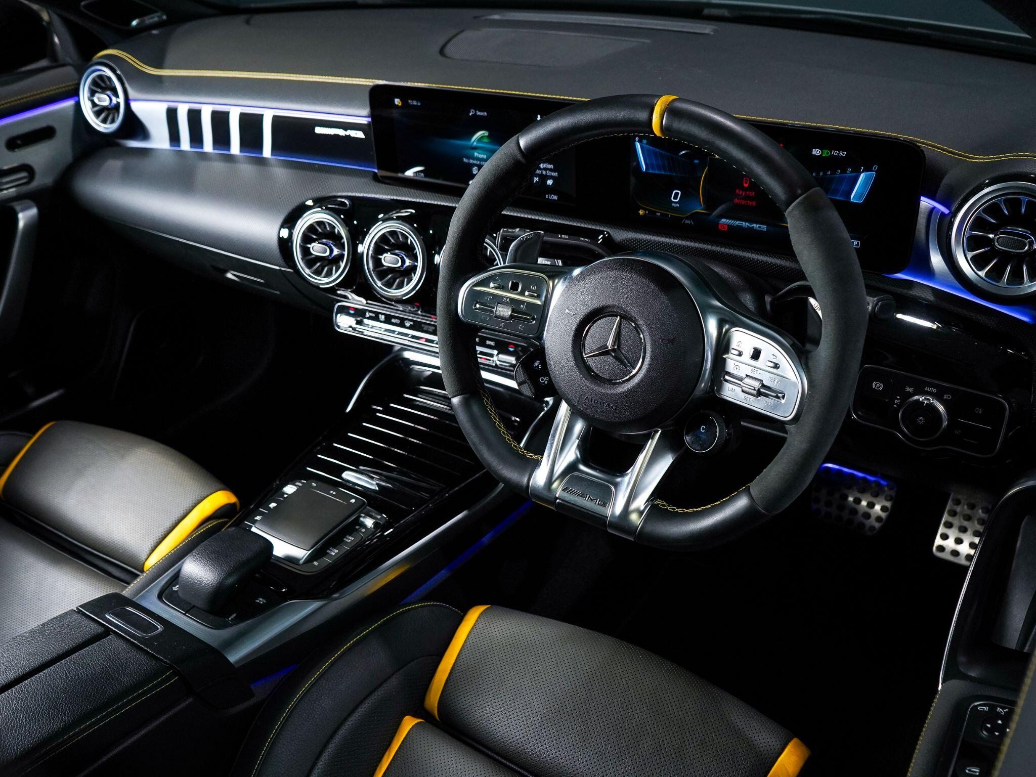 Mercedes-Benz CLA view 66