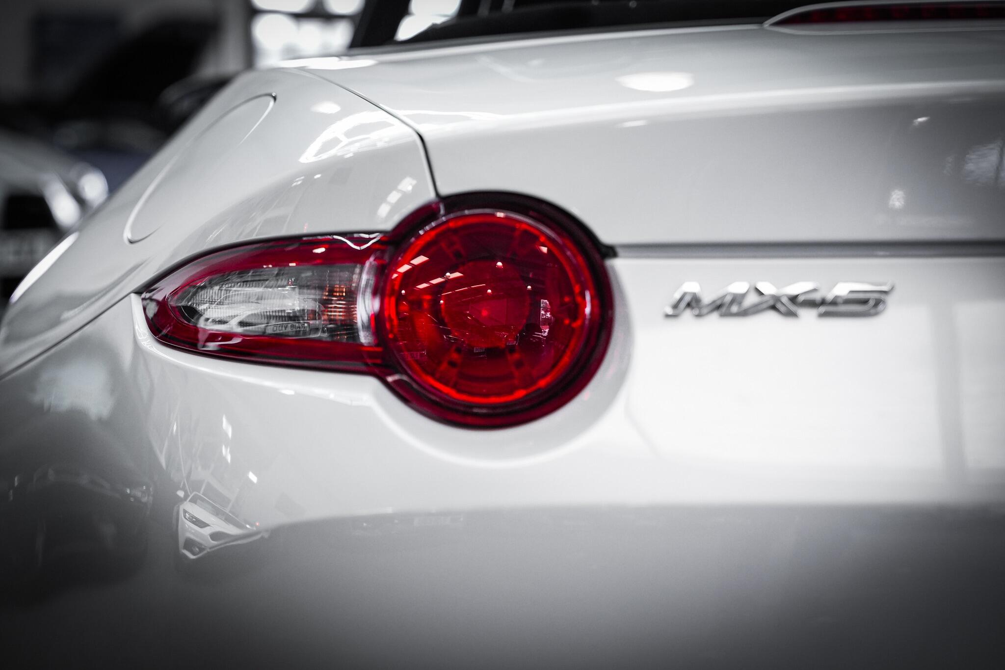 Mazda MX-5 view 35
