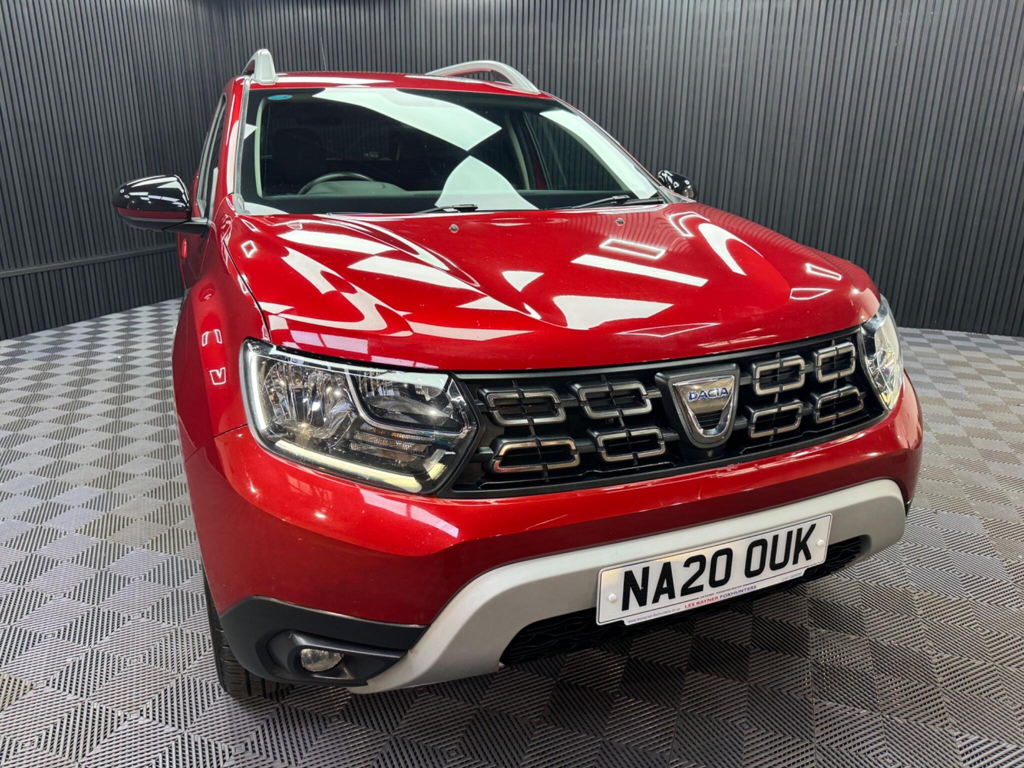 Dacia Duster view 12