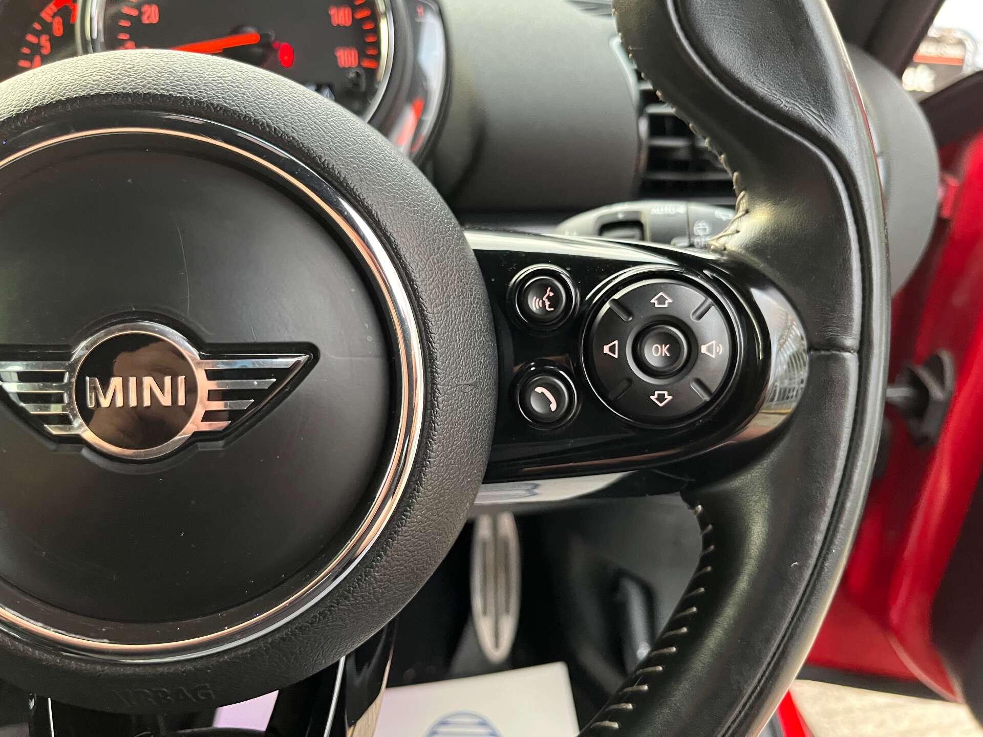 Mini Clubman view 48
