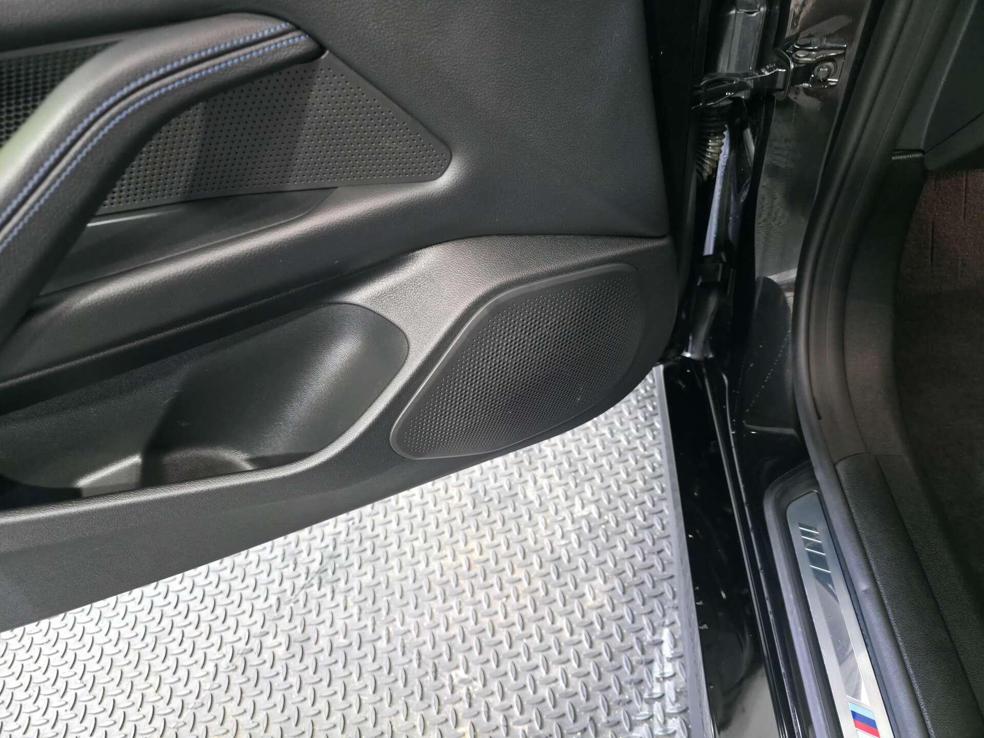 BMW I4 view 61